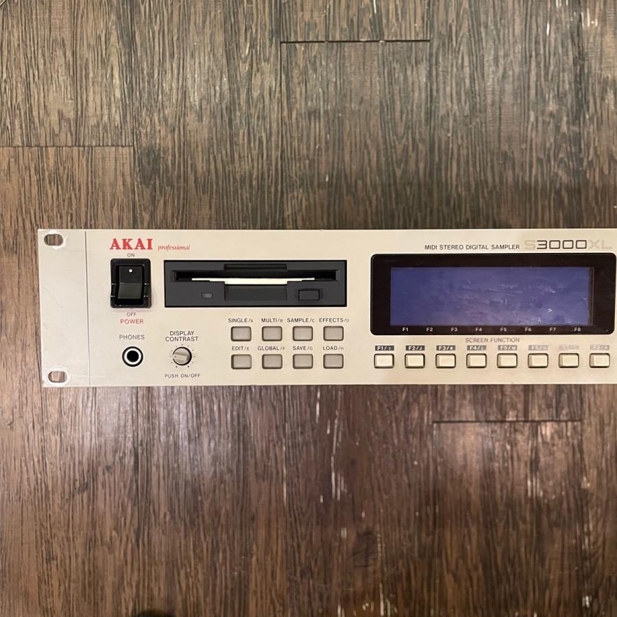 AKAI professional AKAI S3000XL Sampler アカイ サンプラー