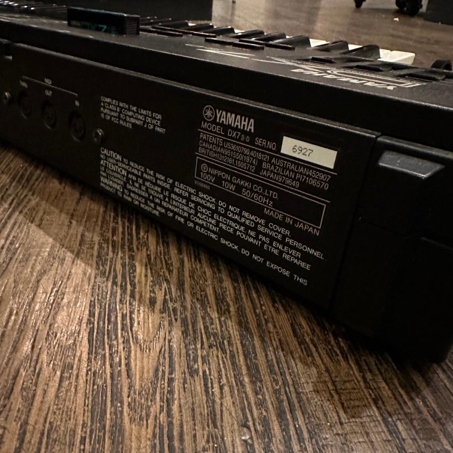 YAMAHA（ヤマハ） Yamaha DX7-IID Synthesizer シンセサイザー
