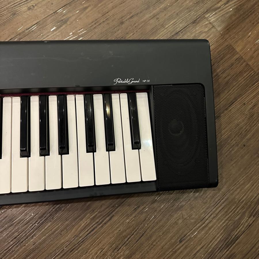 YAMAHA（ヤマハ） Yamaha NP-30 Keyboard 電子ピアノ キーボード -a853