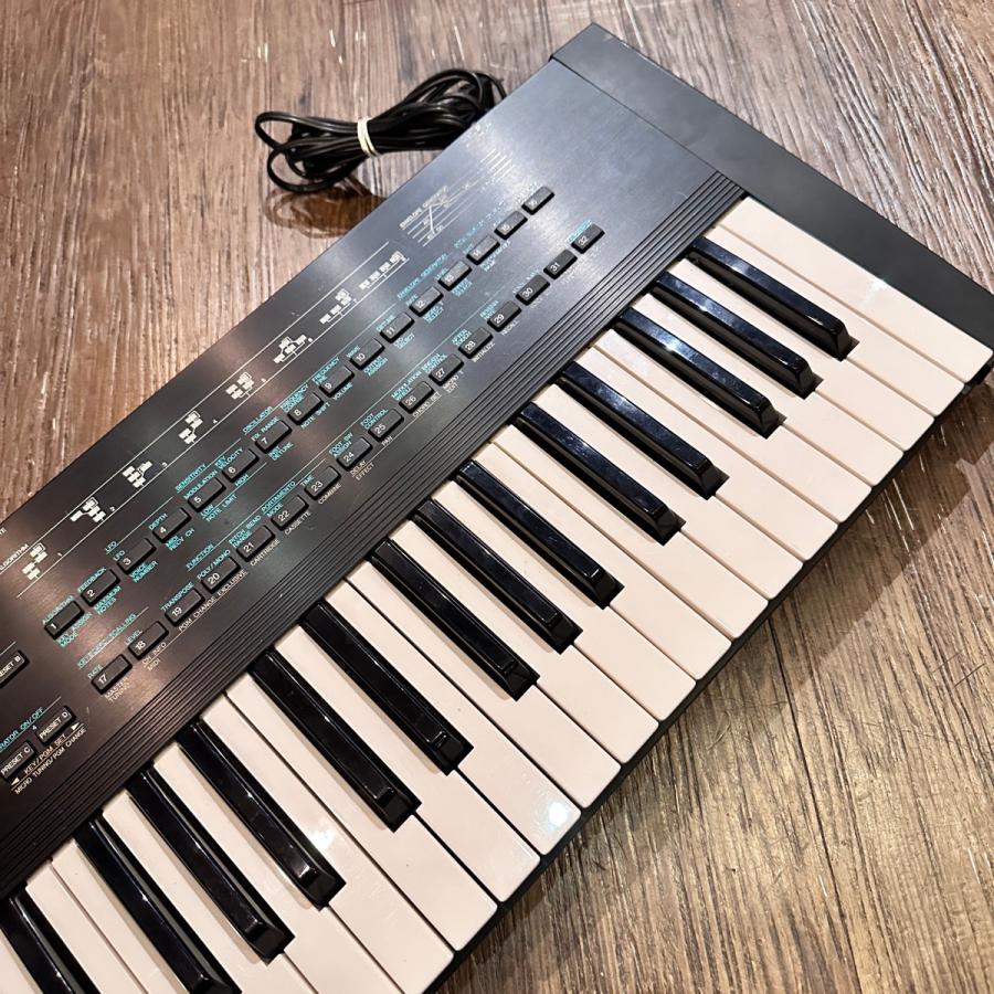 YAMAHA（ヤマハ） Yamaha V2 (DX11) Synthesizer Keyboard