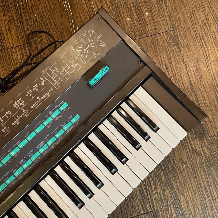 YAMAHA（ヤマハ） Yamaha DX-7 Synthesizer シンセサイザー -GrunSound