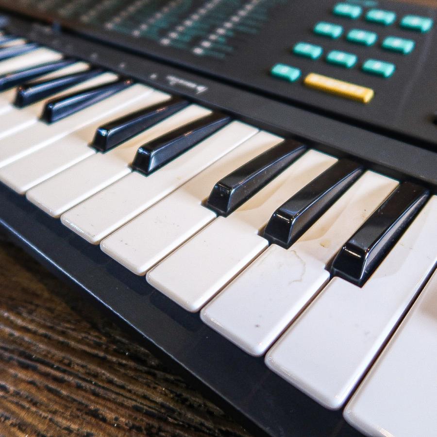 YAMAHA（ヤマハ） YAMAHA PSS-140 キーボード -GRUN SOUND-u564