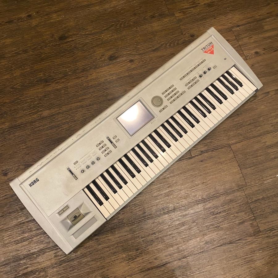 KORG（コルグ） KORG TRITON 61 Keyboard synthesizer シンセサイザー