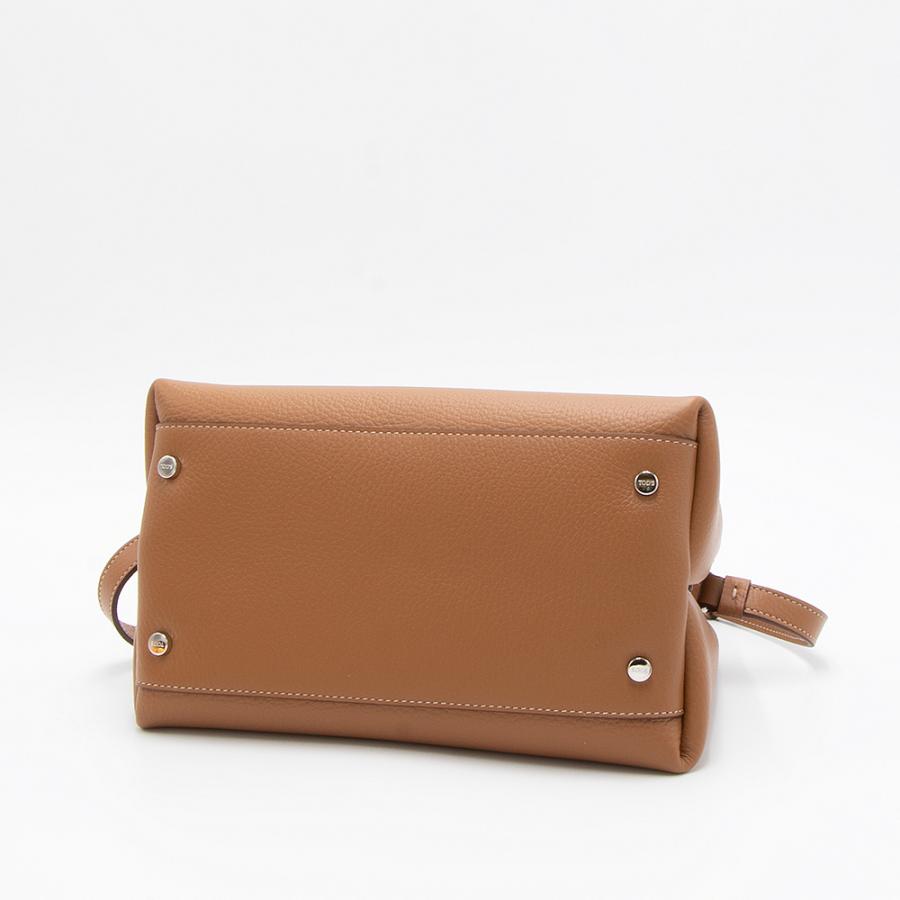 TOD'S（トッズ） トートバッグ(2WAY仕様) マイクロ ブラウン