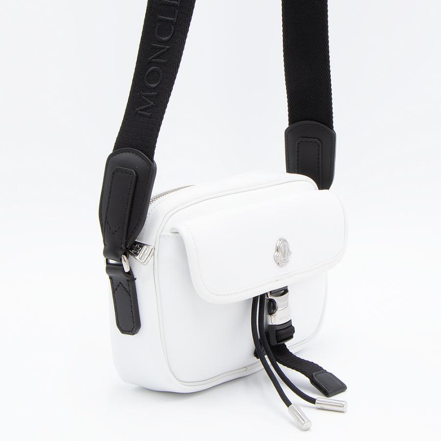 MONCLER（モンクレール） ショルダーバッグ ホワイト NEW TRICK