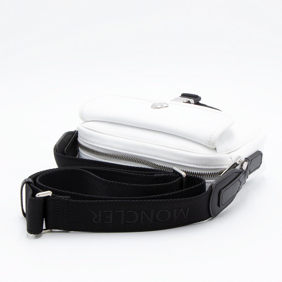 MONCLER（モンクレール） ショルダーバッグ ホワイト NEW TRICK