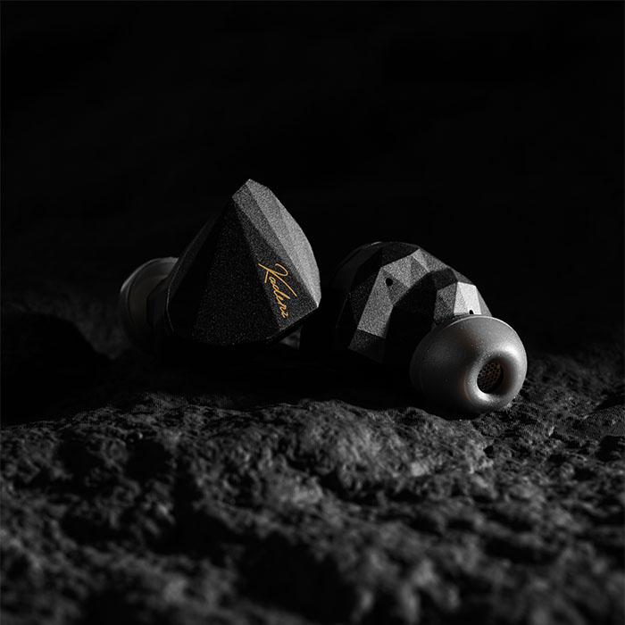 水月雨 (MOONDROP) Kadenz e☆earphone x MOONDROP 有線イヤホン