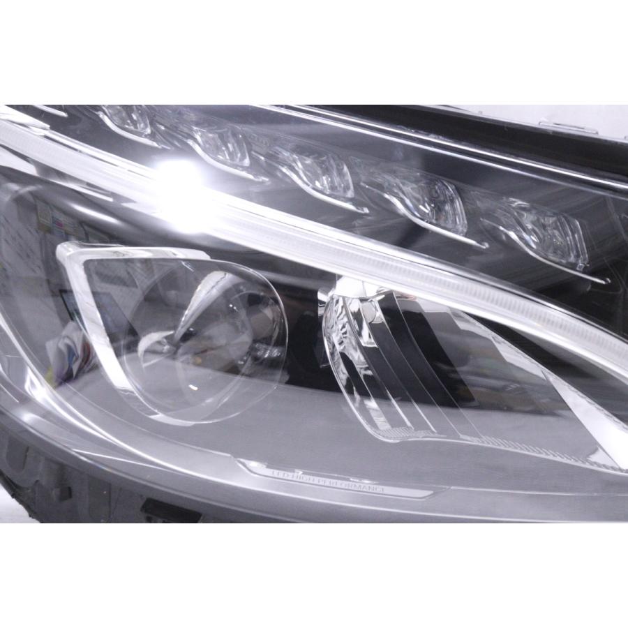 36-221☆美品☆前期 LED ベンツ W205 Cクラス☆右ヘッドライト A205