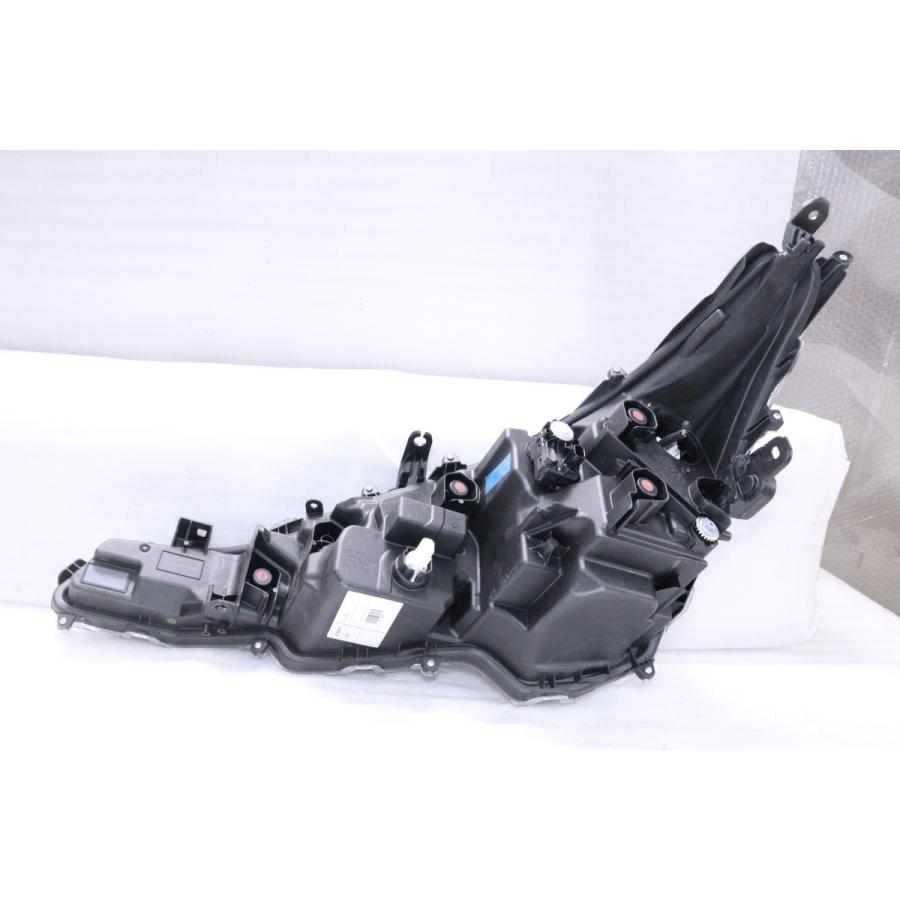 42-1585☆美品☆LED MZEA12H カローラ スポーツ ツーリング☆右ヘッド