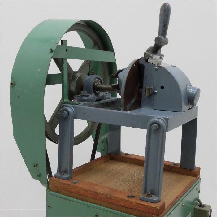 送料無料☆ 品川麺機 鰹節削り器 電動 業務用 【中古】 : 業務用中古