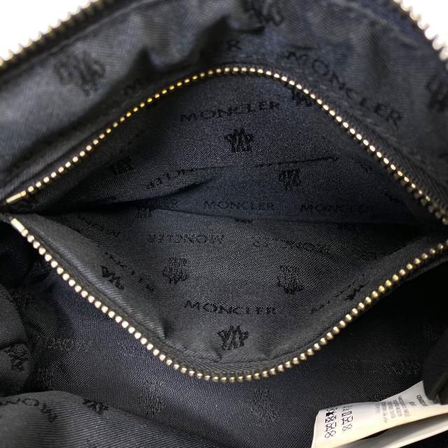 MONCLER（モンクレール） ポーチ 小物入れ 化粧ポーチ マルチポーチ