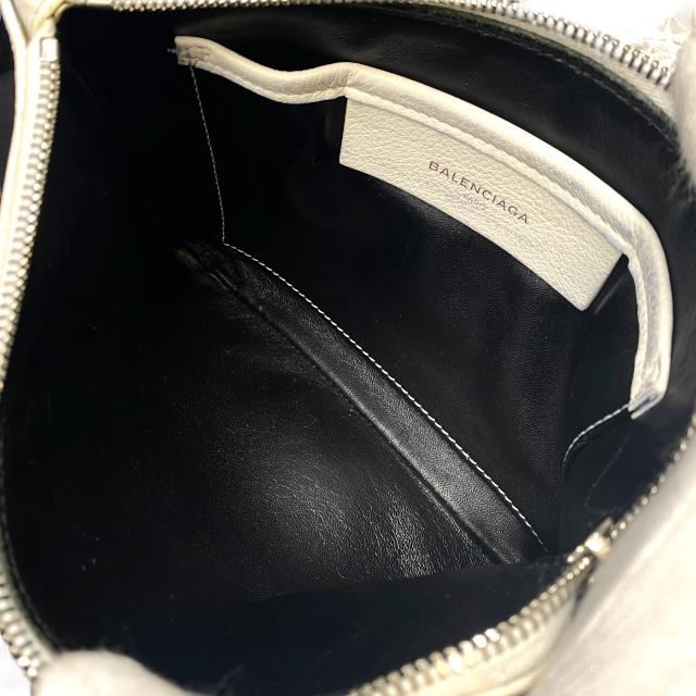 BALENCIAGA（バレンシアガ） 492465 エブリデイ ポーチ 小物入れ