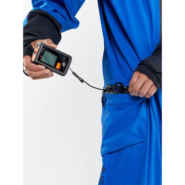 VOLCOM（ボルコム） ラス1 Lサイズ のみ 50%off スノーボードウェア