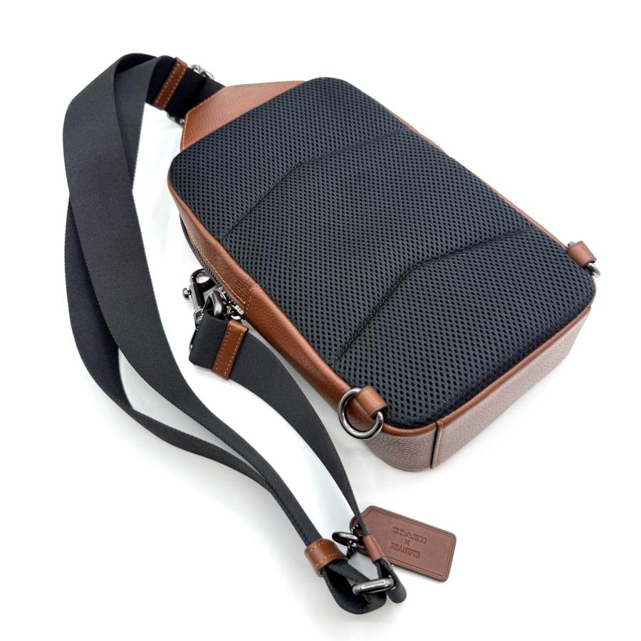 COACH（コーチ） ボディバッグ 【COACH X PEANUTS コラボ】 サリバン