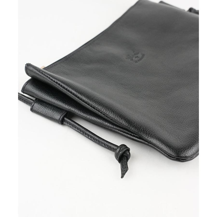 IL BISONTE（イルビゾンテ） クロスボディバッグ ショルダーバッグ