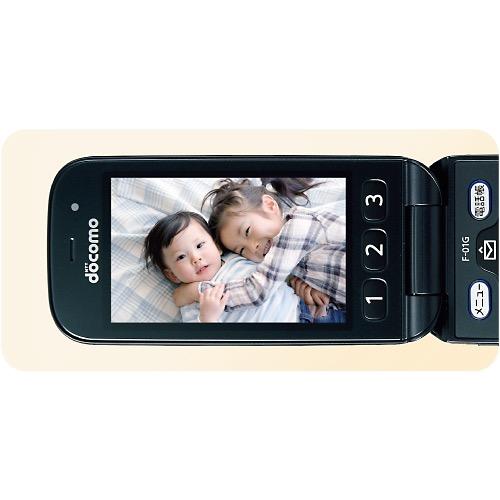 未使用品 完品 らくらくホン ベーシック4 F-01G ガラケー 折り畳み式