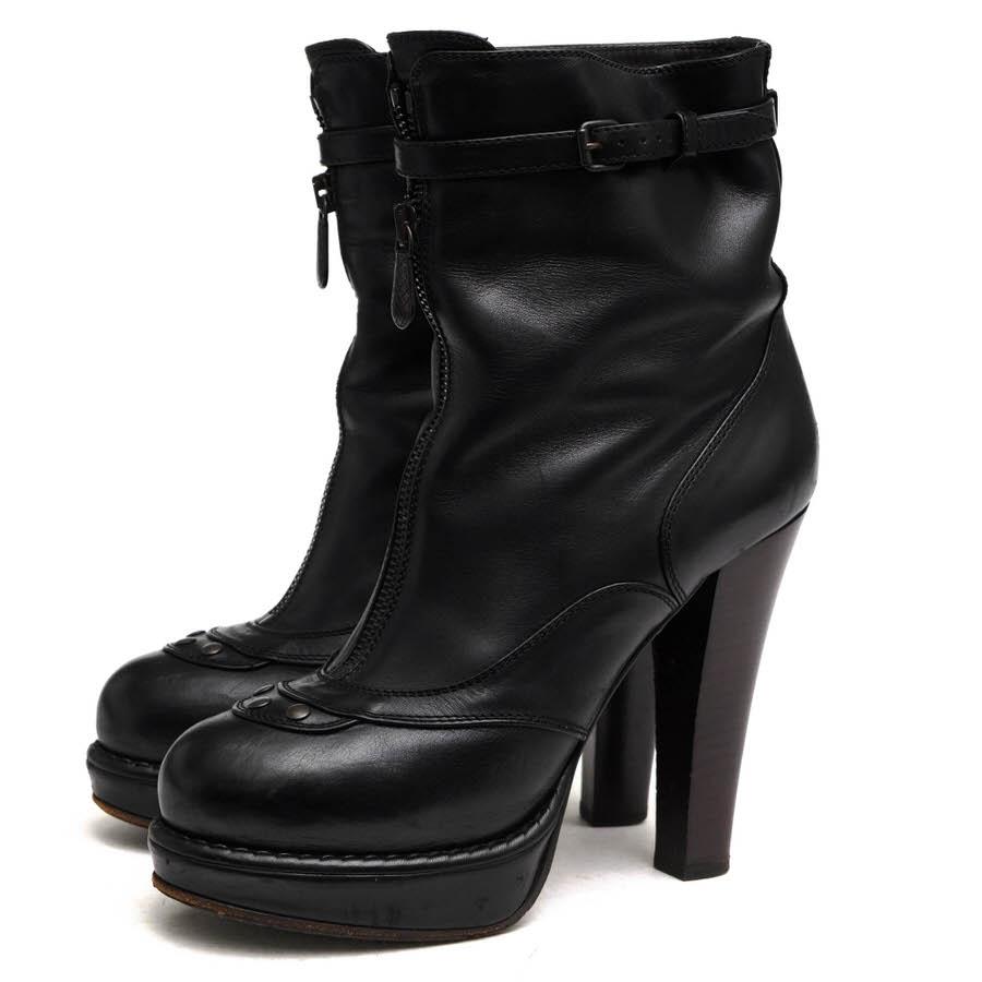 BOTTEGA VENETA（ボッテガ・ヴェネタ） ショートブーツ 牛革 カーフ