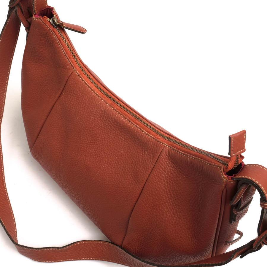 土屋鞄 TSUCHIYA-KABAN ショルダーバッグ 牛革 三日月型 シボ革