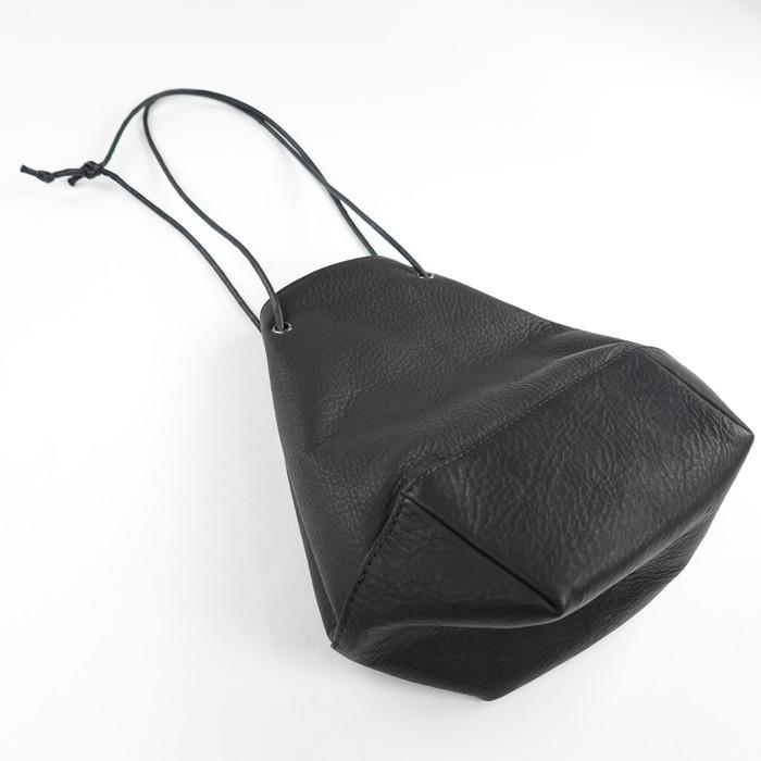 MR.OLIVE（ミスターオリーブ） ウォータープルーフレザー2WAY巾着