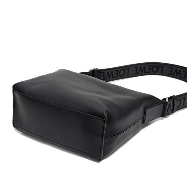 LOEWE（ロエベ） 25AWモデル LOEWE CUBI CROSSBODY SMALL レディース