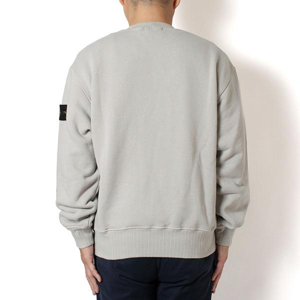 STONE ISLAND（ストーン アイランド） 25AWモデル バッジワッペン付き