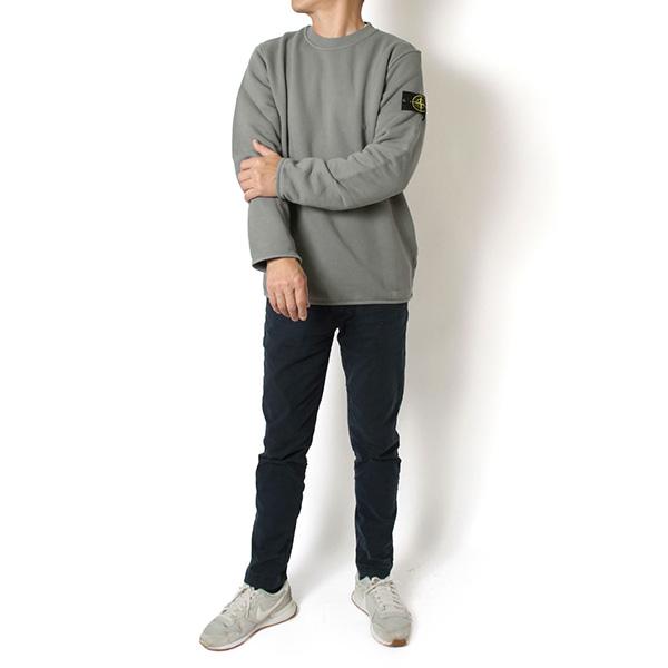 STONE ISLAND（ストーン アイランド） 25AWモデル バッジワッペン付き