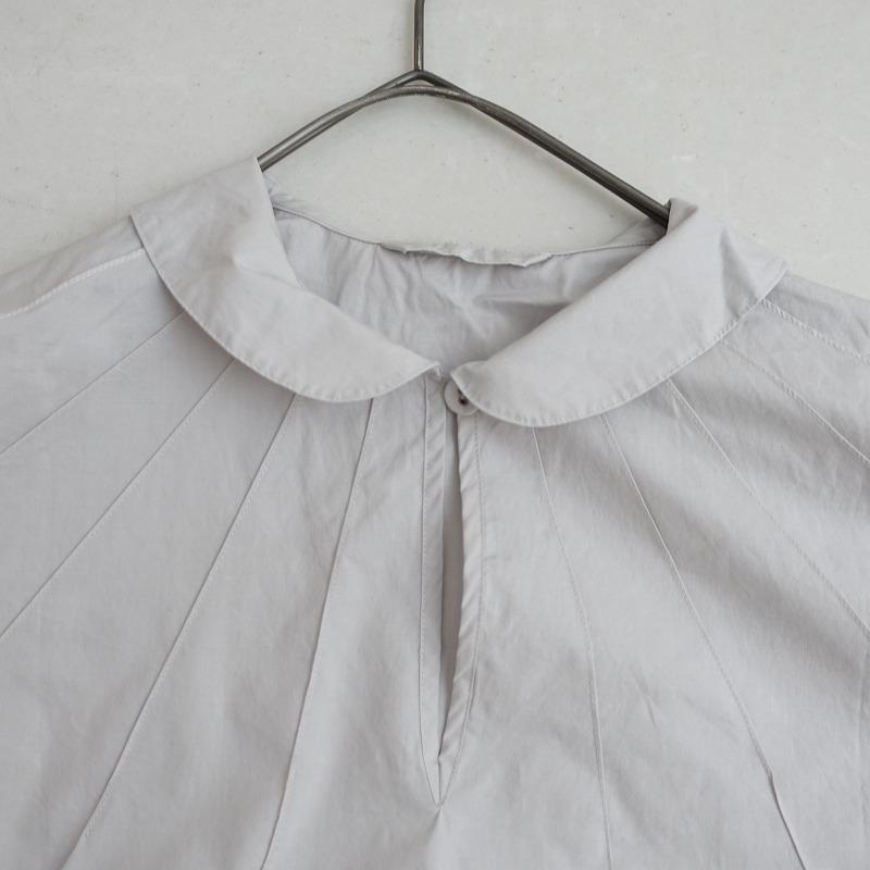 ミディアム -M- medium *コットンピンタックブラウス*ライトグレー