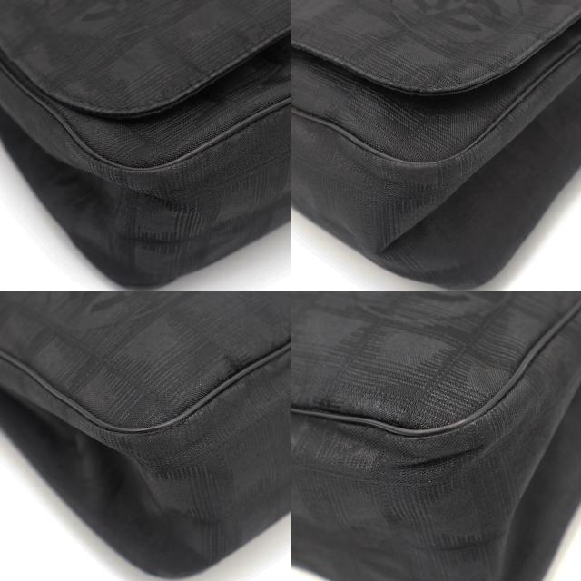ニュートラベルライン シャネル CHANEL ショルダーバッグ ナイロン 黒