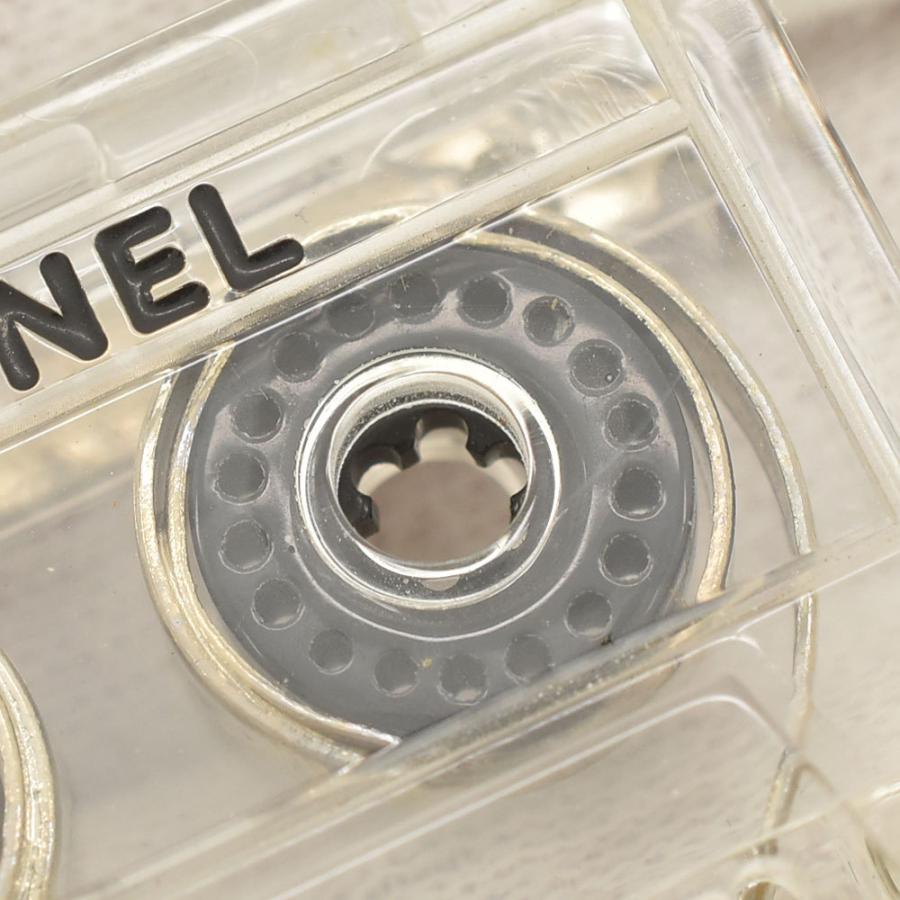 CHANEL（シャネル） ブローチ カセットテープモチーフ アクセサリー