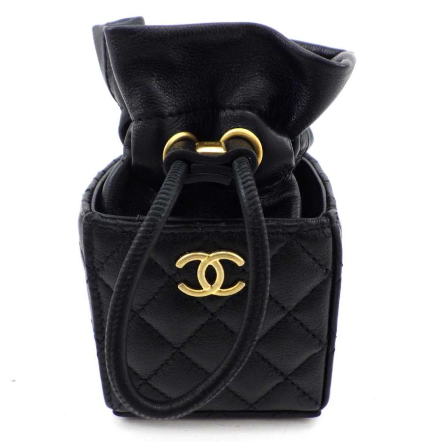 CHANEL（シャネル） マトラッセ ミニ巾着 ショルダーバッグ ラムスキン