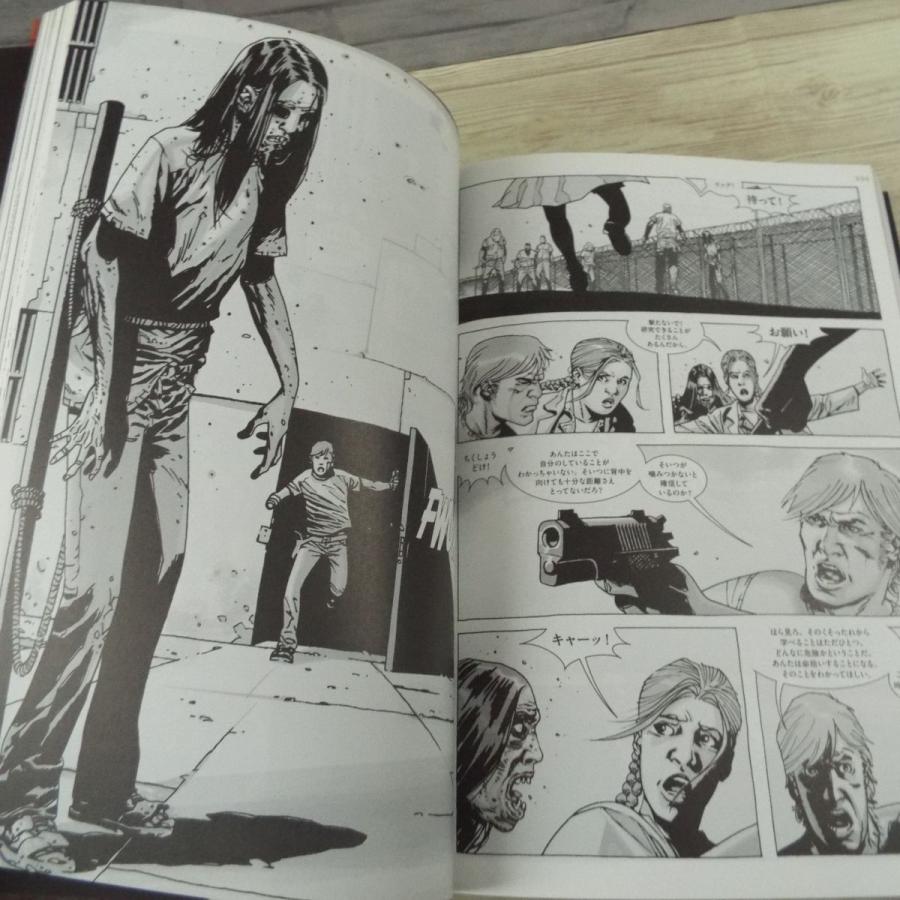 アメコミ[ウォーキング・デッド 第3巻（ステッカー付き）] ゾンビ