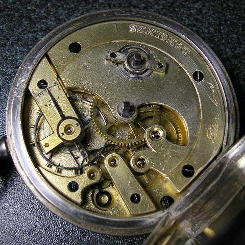 LONGINES（ロンジン） LONGINES銀ハンターケース 鍵巻きアンティーク