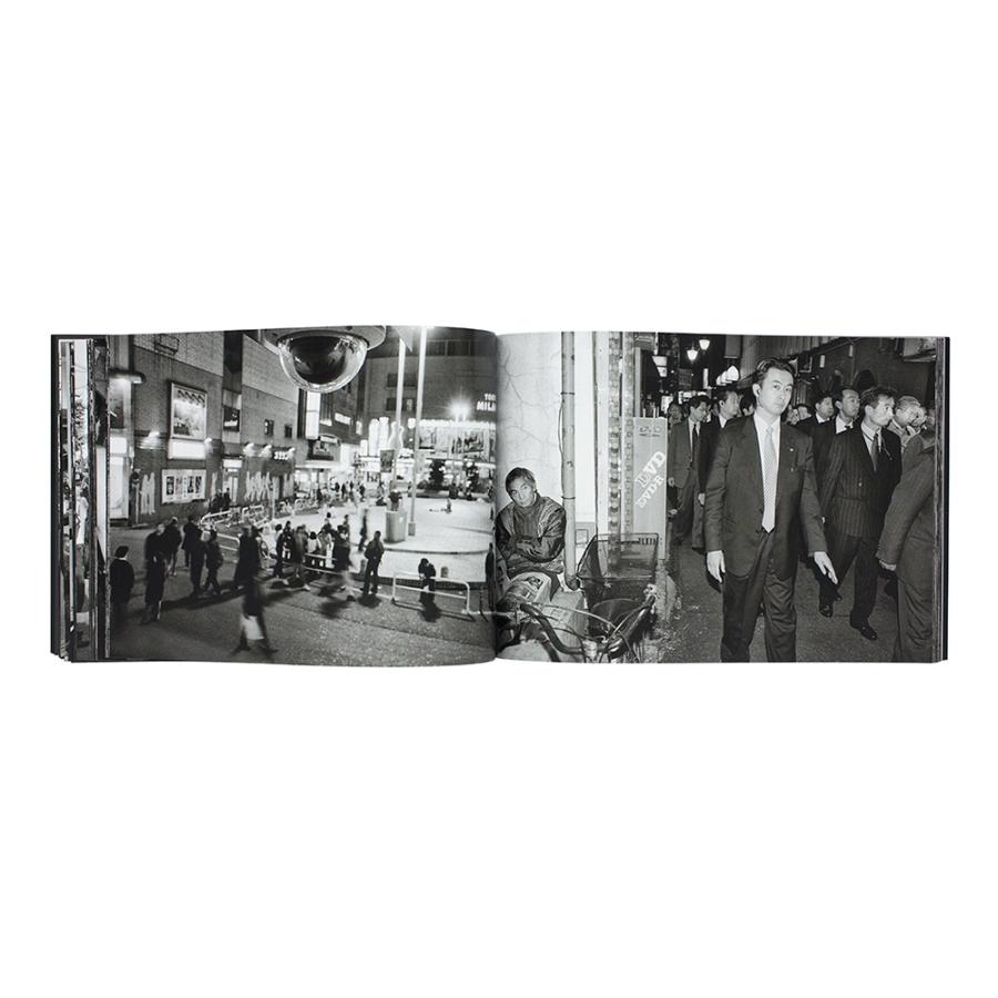 土門拳賞受賞作品】新宿迷子／梁丞佑 写真集 : 銀座 蔦屋書店 - 通販