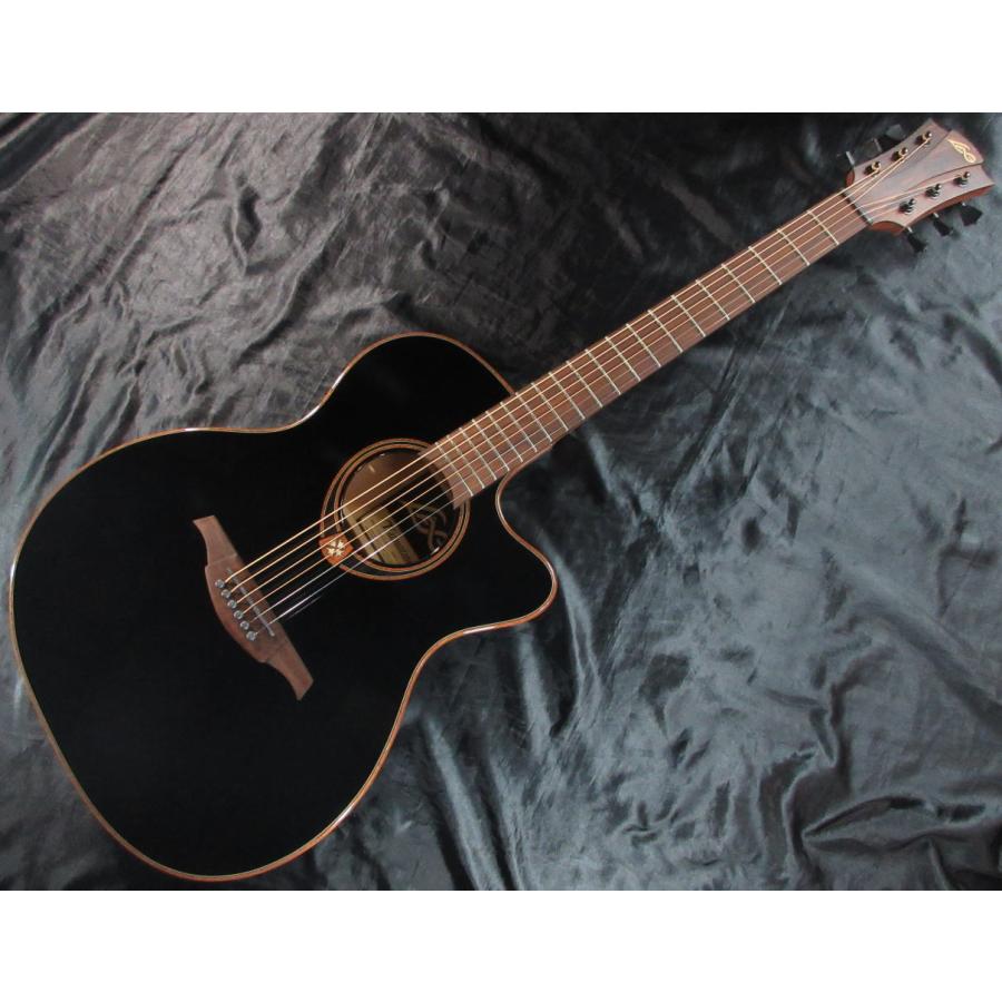 只今品切れ中 入荷待ち。] LAG GUITARS Tramontane 118 T118ACE-BLK