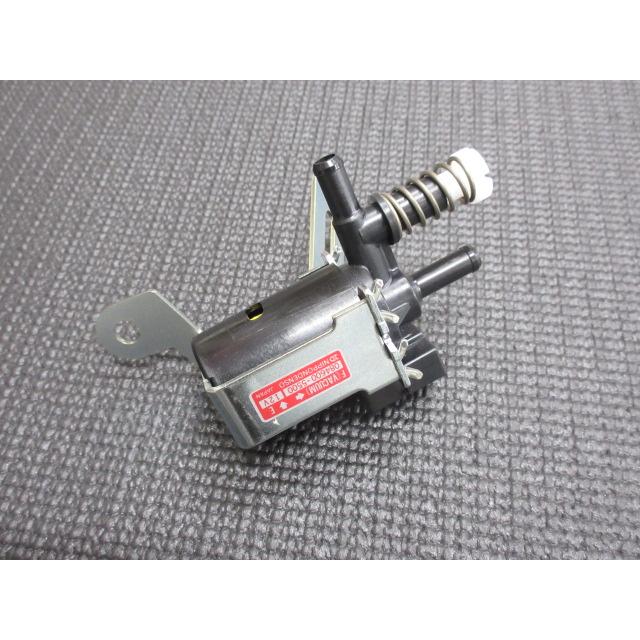 純正 AE86 エアコン アイドルアップ バキューム スイッチ バルブ