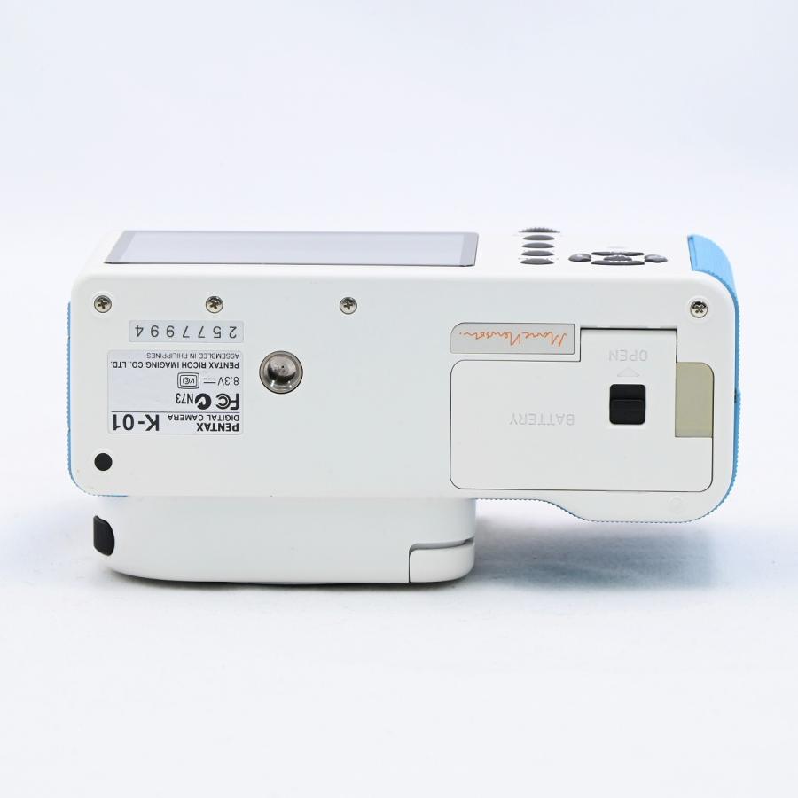 ペンタックス PENTAX K-01 ボディ ホワイト×ブルー : フラッグシップ