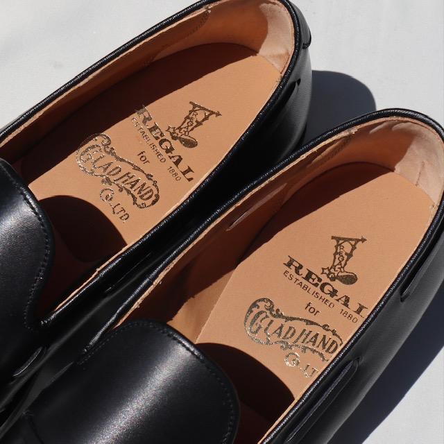 GLAD HAND（グラッドハンド） REGAL リーガル コラボ TASSELED SLIP-ON
