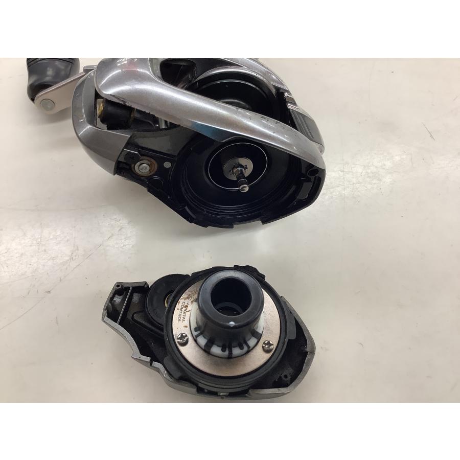 シマノ（SHIMANO） 中古 ベイトリール 15メタニウムDC 右 【中古B
