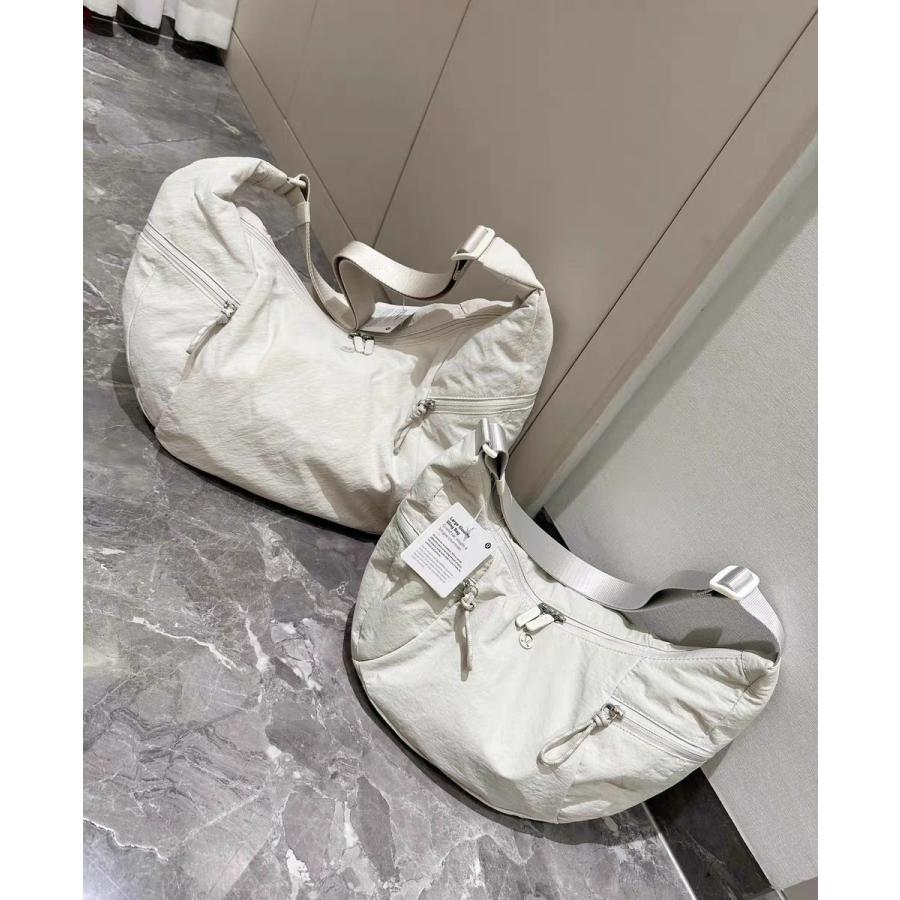 lululemon（ルルレモン） ボディバッグ ショルダーバッグ バッグ 斜め