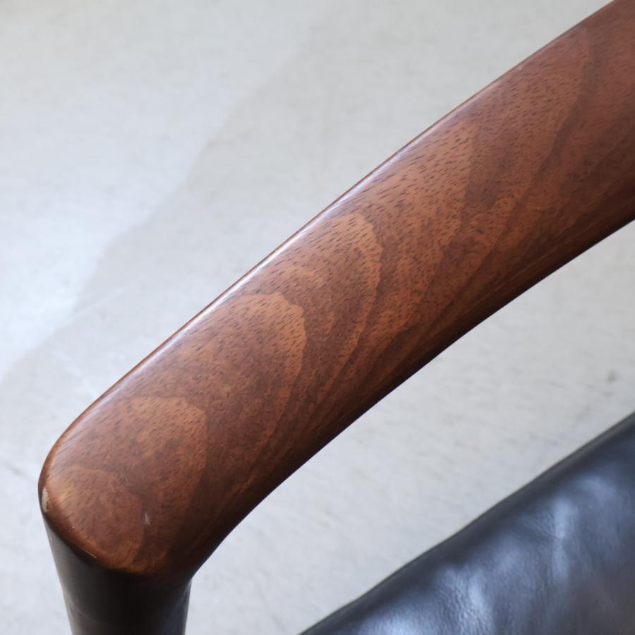 ACTUS アクタス HORSE SHOE ホースシュー マホガニー材 レザー アーム