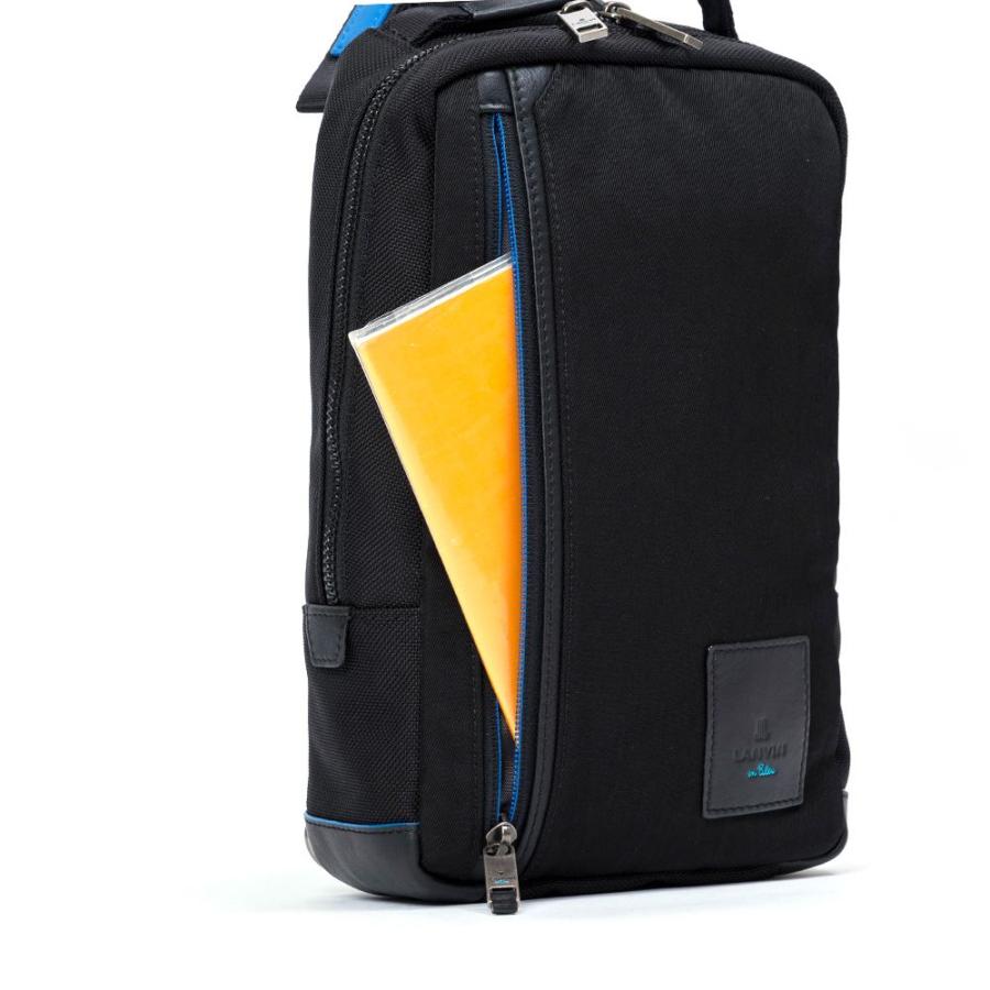 LANVIN en Bleu ランバン オン ブルー ボディバック リール 大容量