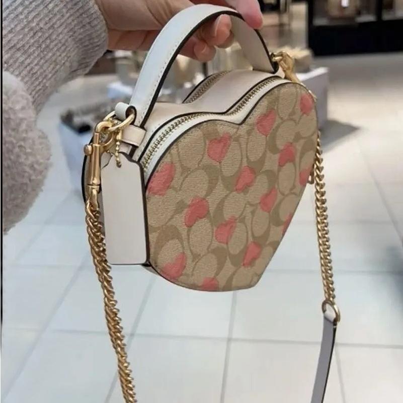 COACH（コーチ） バッグ レディース ショルダーバッグ 新作セール