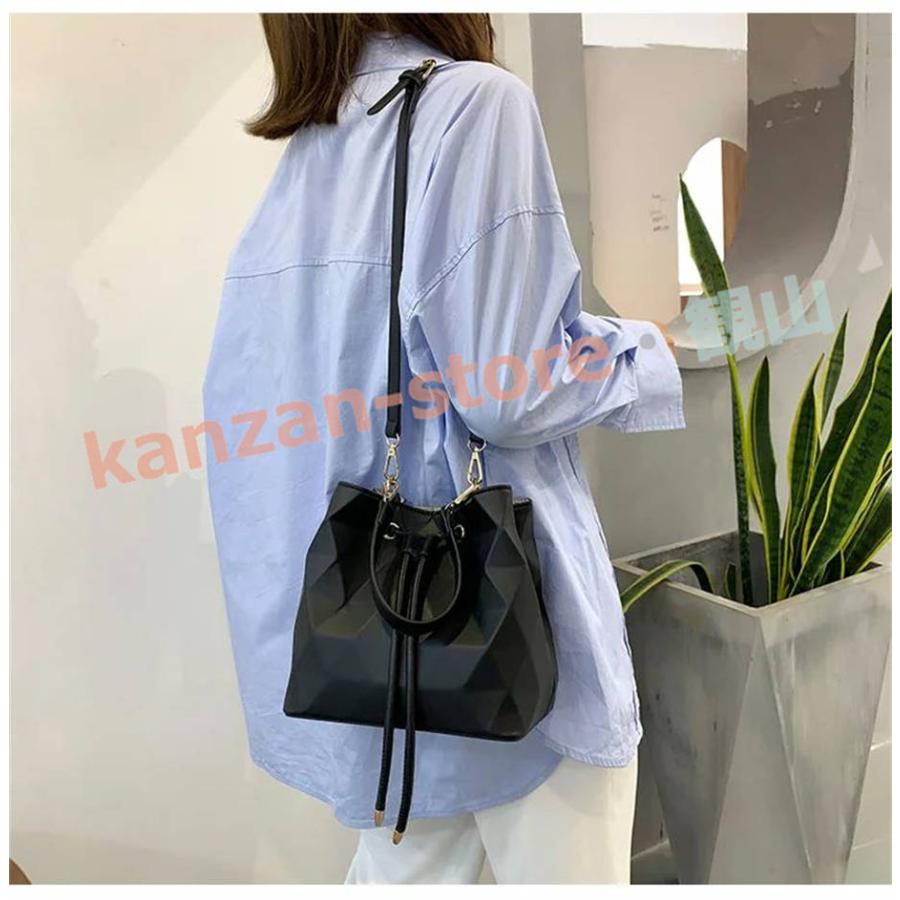 ショルダーバッグ レディース バッグ 斜めがけ 幾何学模様 2WAY ひし形