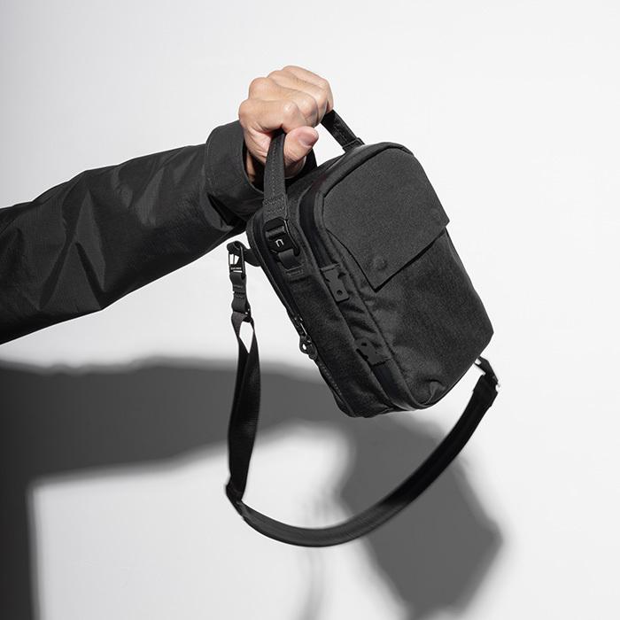 BLACK EMBER（ブラックエンバー） KOMPAK コンパック ショルダーバッグ