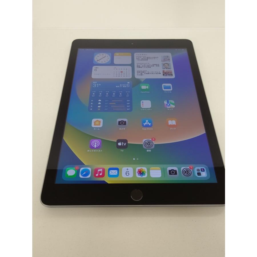 送料当店負担 SIMフリー iPad（第5世代） Cellular 32GB スペース