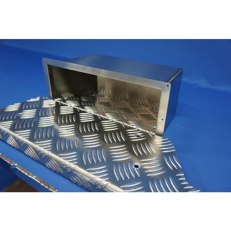 三菱ふそう 07スーパーグレート用 シューズボックス：下駄箱 運転席側