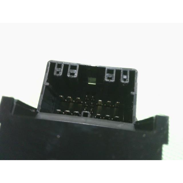 エブリイワゴン エブリィ EBD-DA17V パワーウインドウスイッチ Z2S