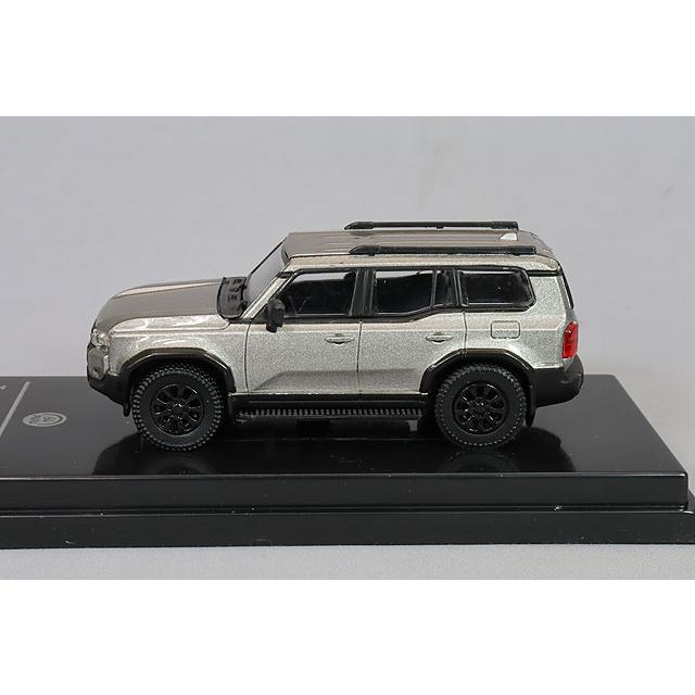 PARA64 1/64 トヨタ ランドクルーザー 250 2024年 メテオシルバー 右