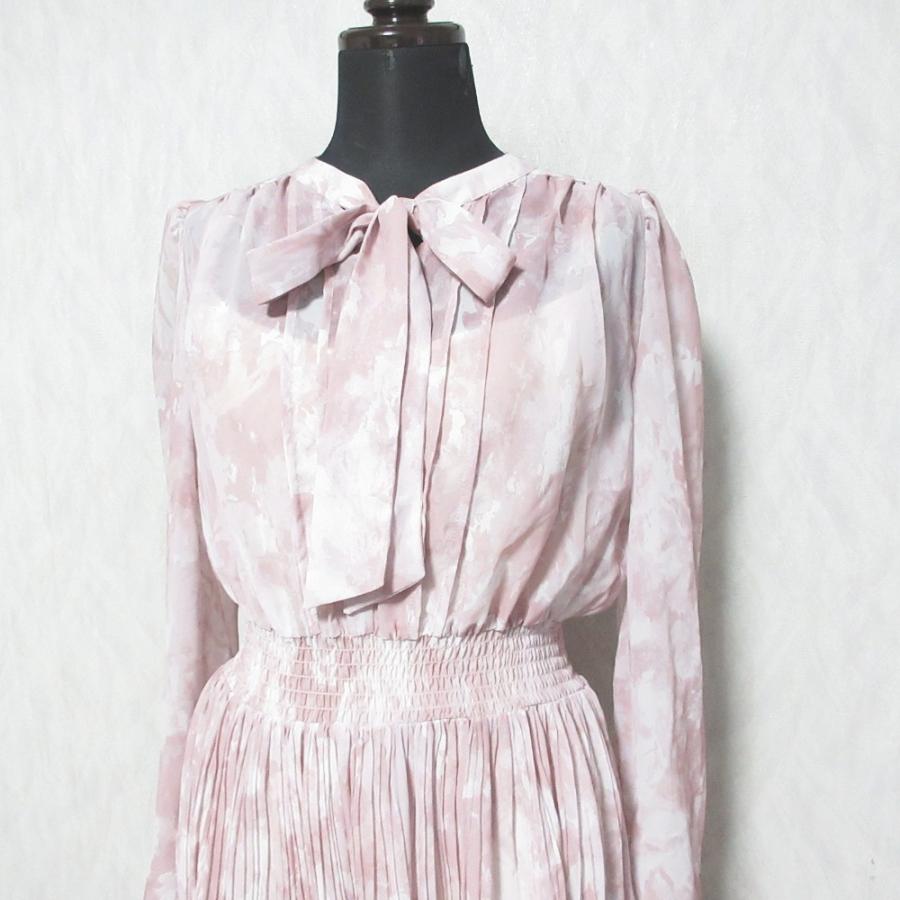 CELFORD（セルフォード） 美品 25SS CELFORD ボウタイプリーツ