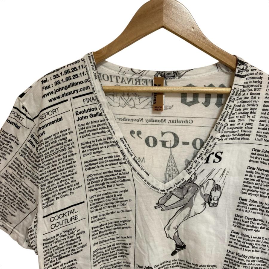 John Galliano（ジョンガリアーノ） 美品 新聞 ニュースペーパー柄 V